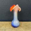 Vase en verre soufflé forme fleur bleu & orangé