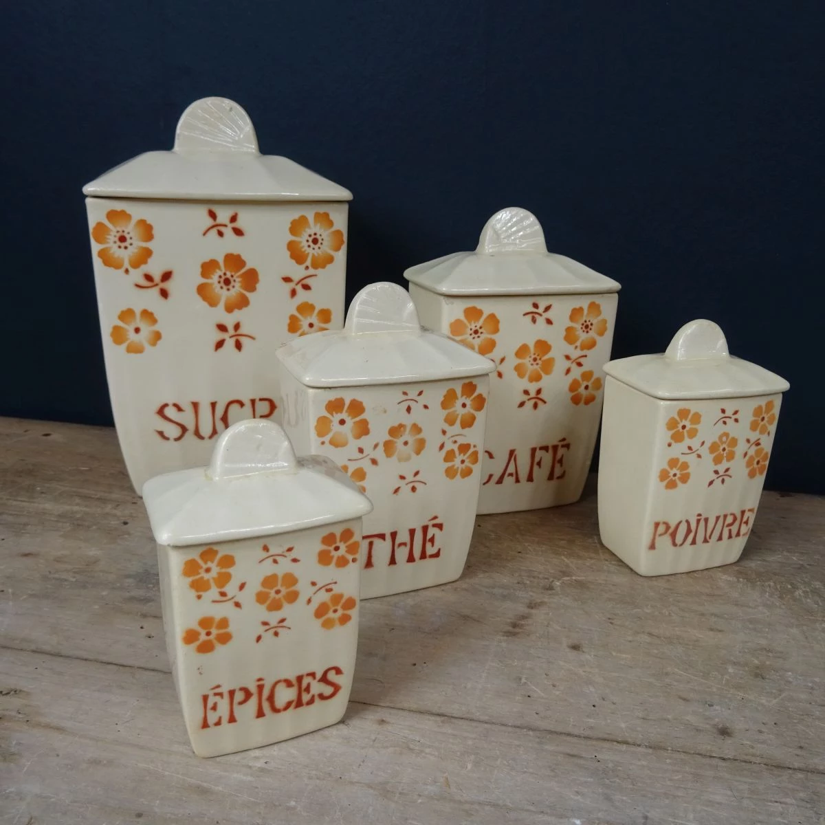 Série de 5 anciens pots à épices en faïence-pots de cuisine