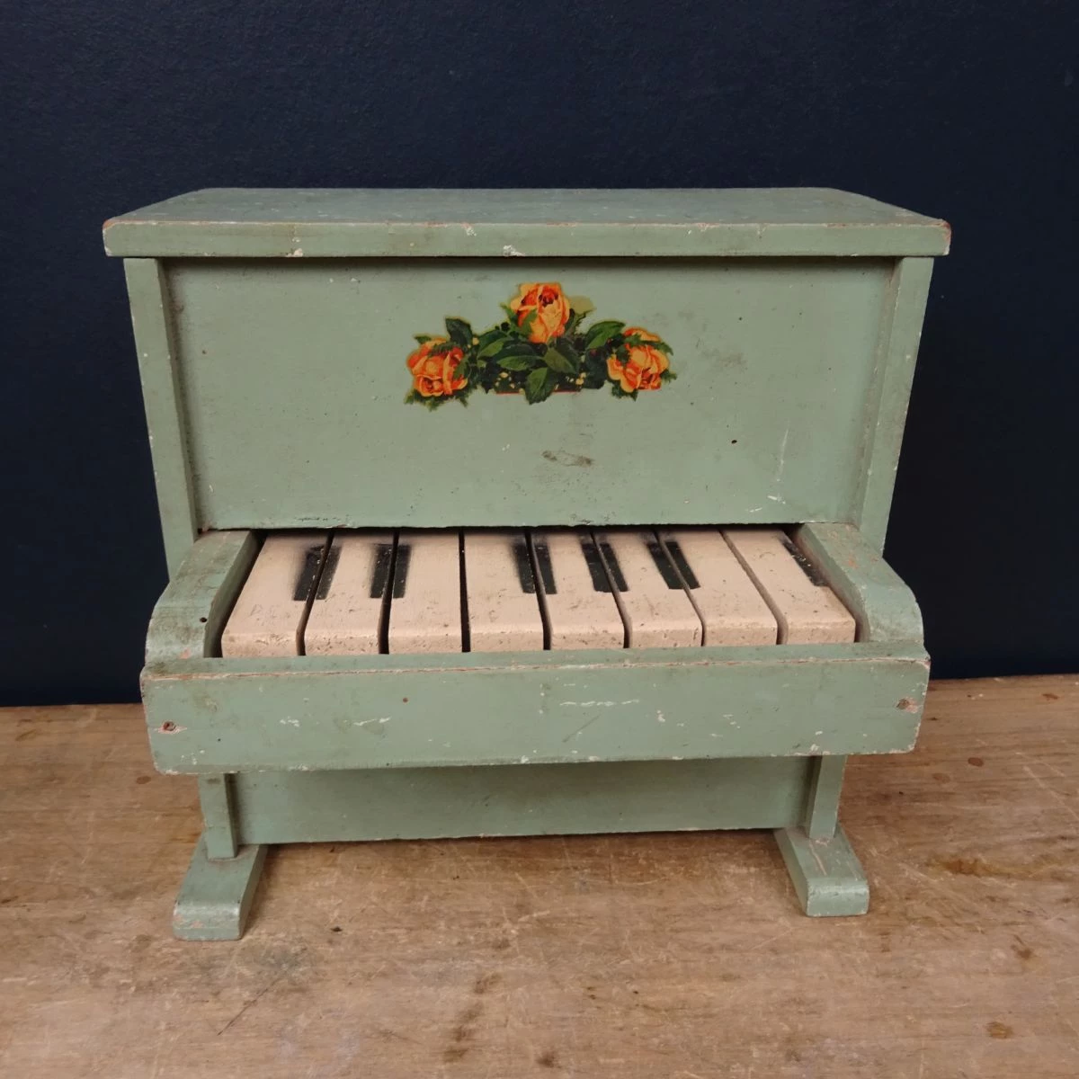 Petit piano - jeu d'enfant en bois Vintage - Le palais des bricoles