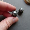 B39 - Boucles d’oreilles à clips à fausses perles grises
