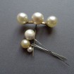 B42 - 3 pearl pin & 3 hat beads
