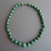 B100 - Collier Vintage de perles de Jade en chute