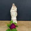 Vierge Marie en porcelaine de Paris XIXème à rehauts dorés