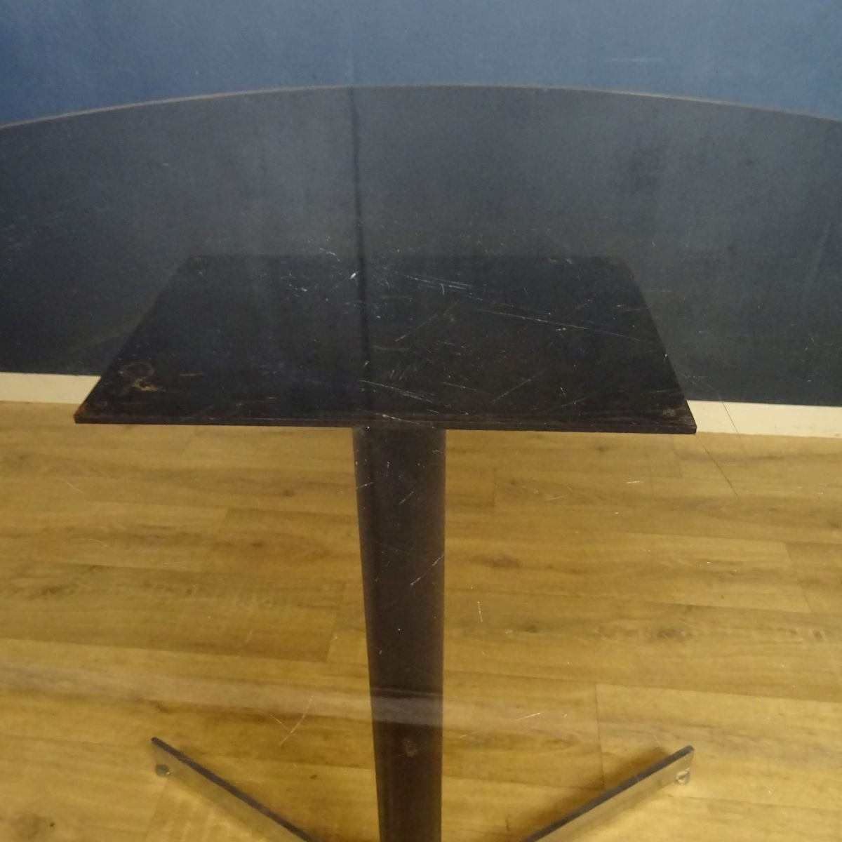 Grand verre de table ovale fumé 6 personnes - Le palais des bricoles