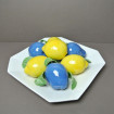 Plat décoratif faïence à citrons et poires en relief