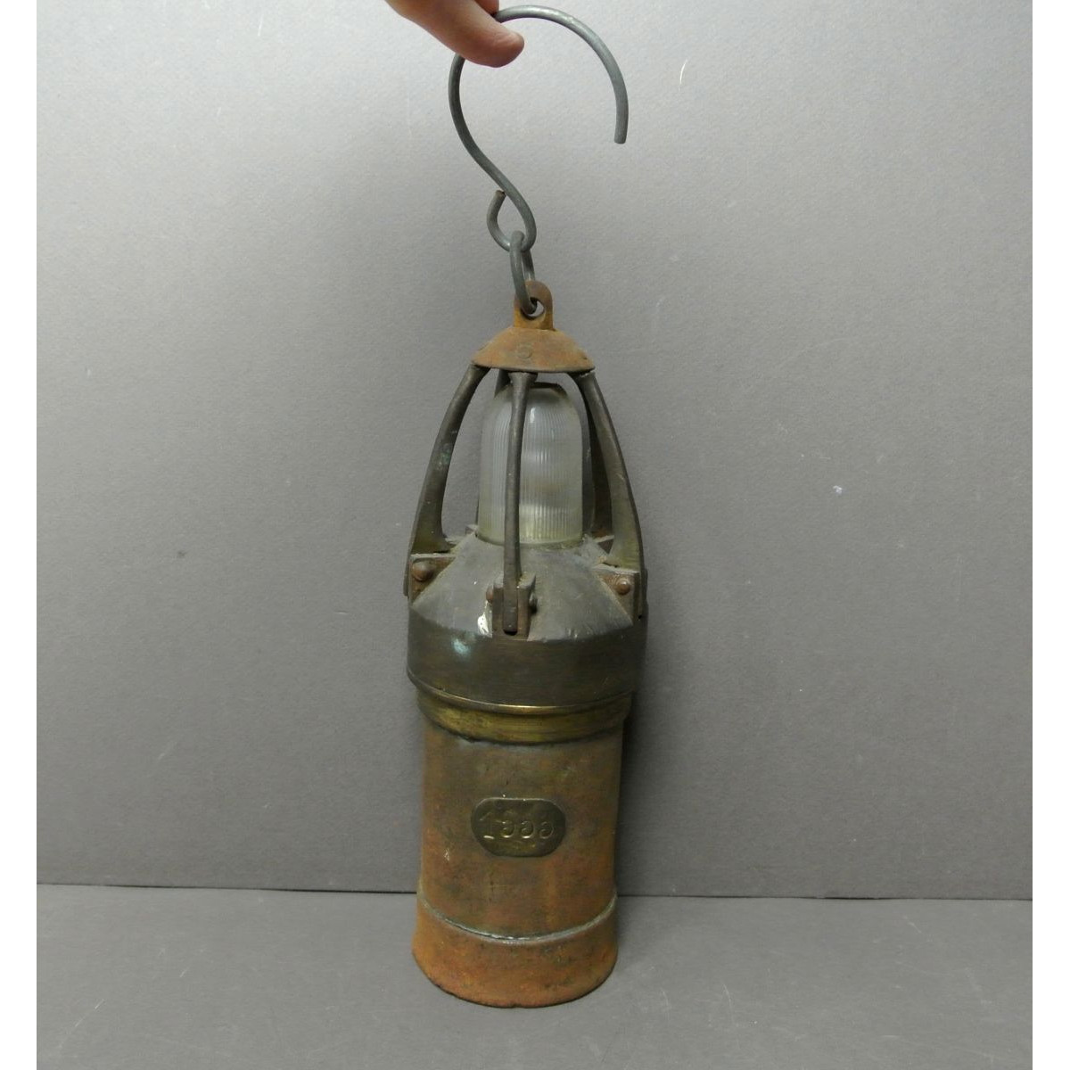 Lampe électrique de mineur style Brulets Lemaire 1930 - Le palais des  bricoles
